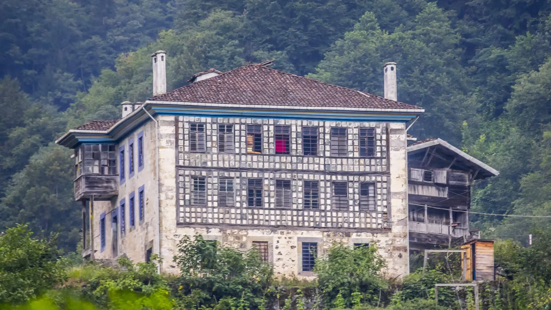 Çamlıhemşin Tarihi Yerler